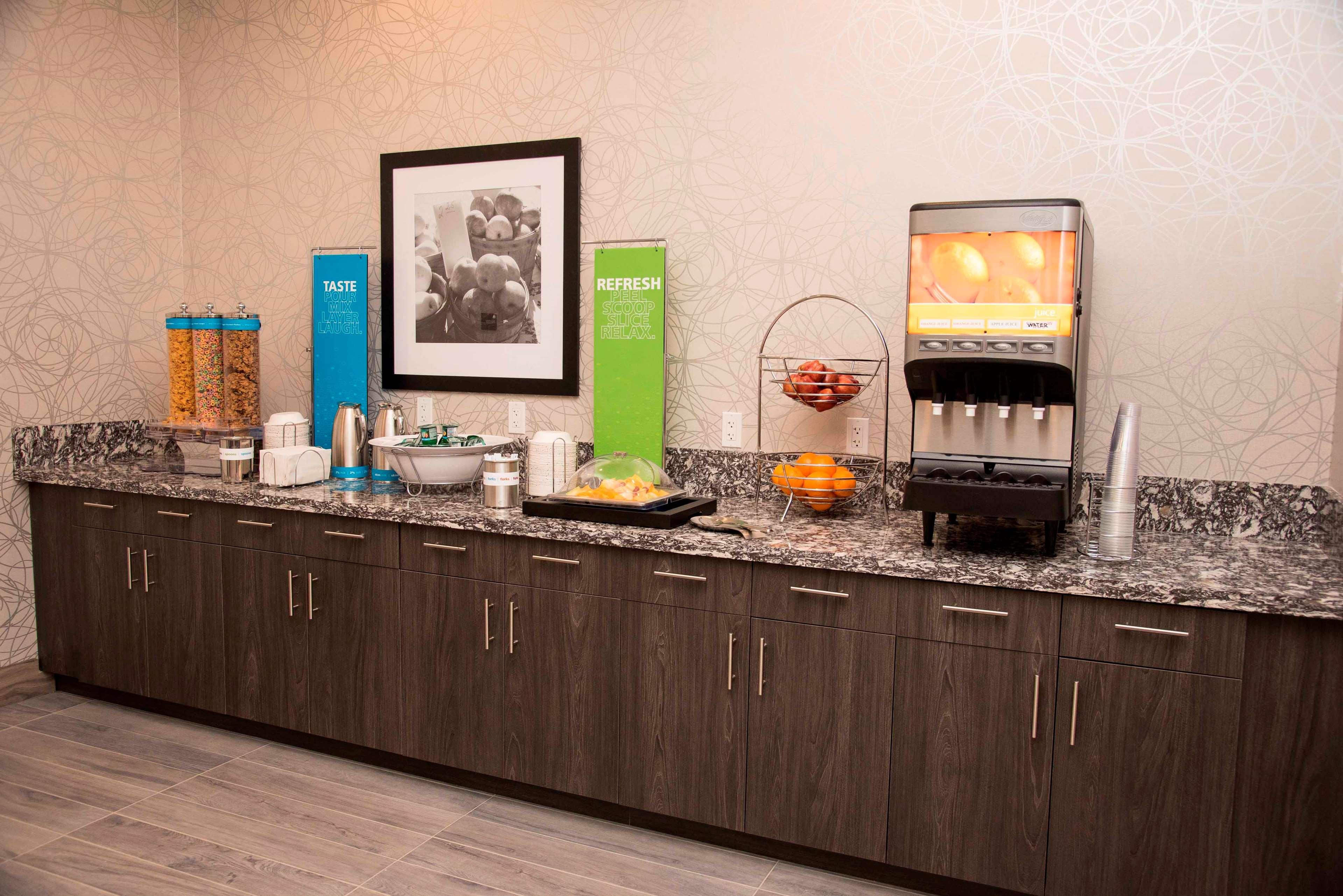 Hampton Inn & Suites By Hilton Thunder Bay Esterno foto